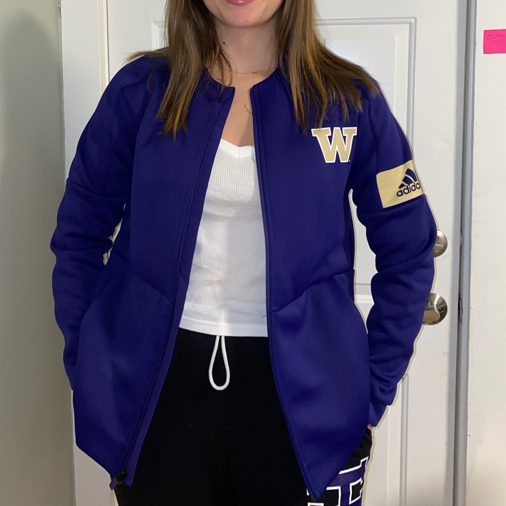 Adidas University of Washington Size L NWT!